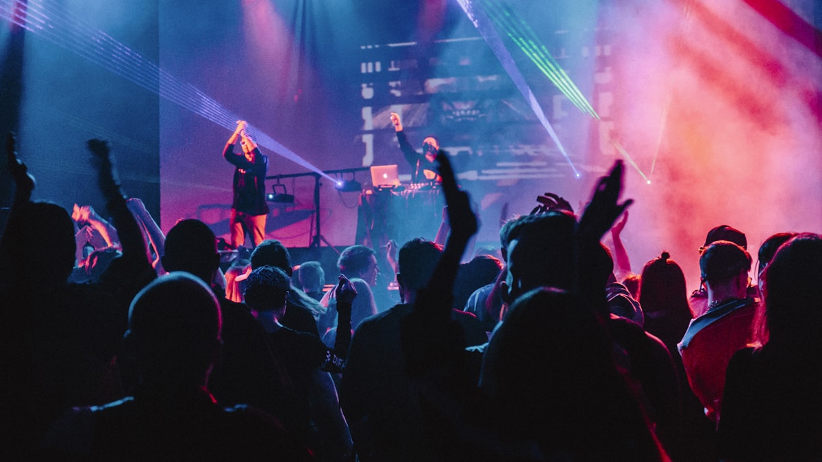 La pista de baile española sigue llenándose, con Ibiza como gran referente internacional.